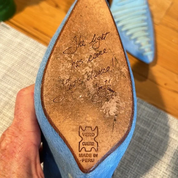 John Fluevog Baby Blue pony and leather pumps w/copper heel caps. 8.5. Worn once - Picture 8 of 10